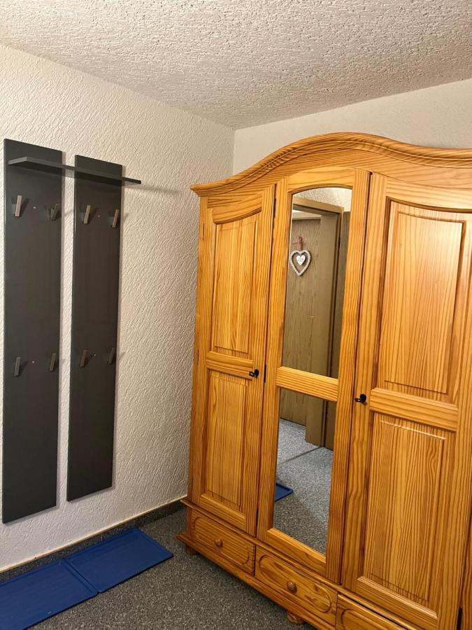 Gasthof & Pension "Schwarzer Adler" Masserberg Bagian luar foto